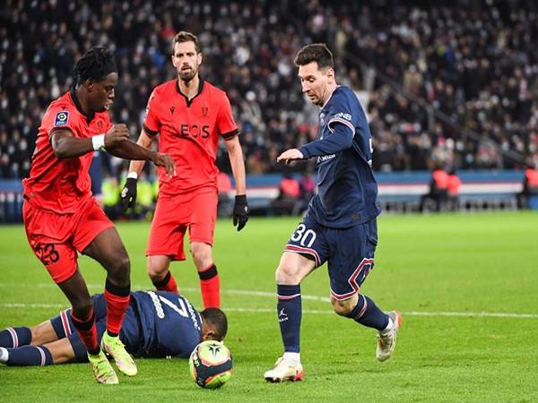 Bóng đá trưa 02/12: PSG hòa 0-0 trước Nice, Messi tịt ngòi