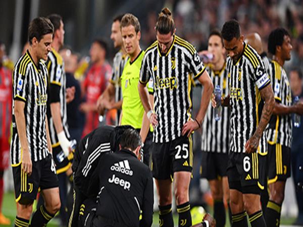 Bóng đá hôm nay 23/5: Juventus hết cơ hội dự Champions League?
