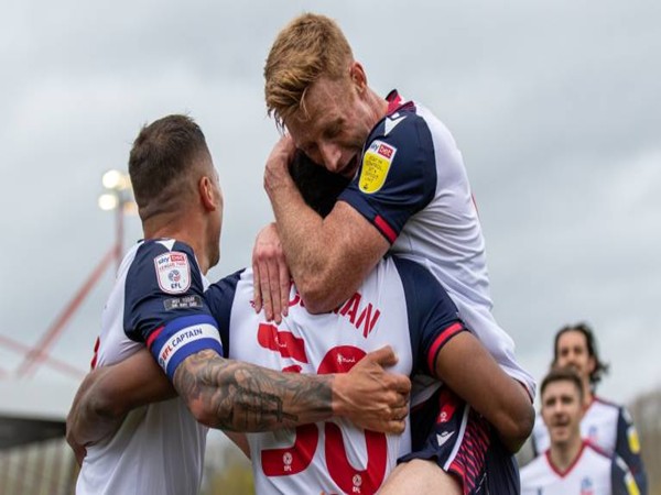Thông tin lực lượng Huddersfield gặp Bolton