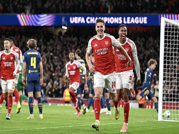 Arsenal duy nhất toàn thắng tại Champions League