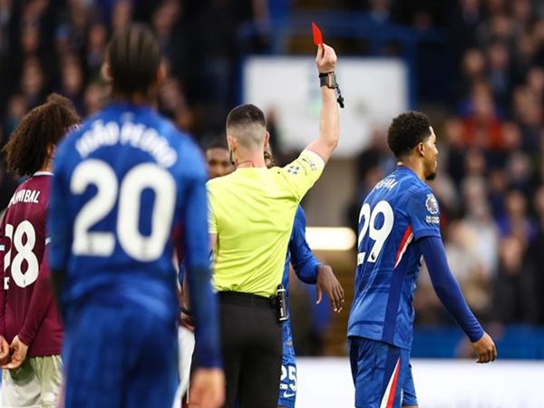 Các án treo giò ảnh hưởng lớn đến Chelsea