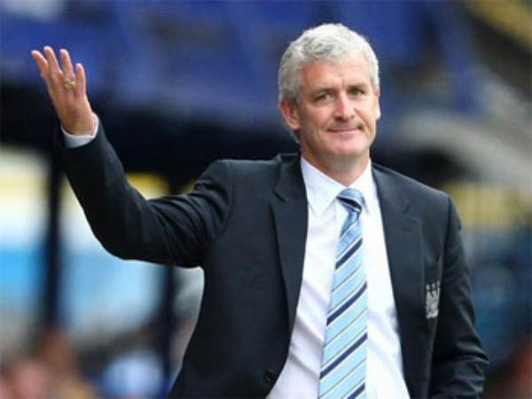 Huấn luyện viên Mark Hughes